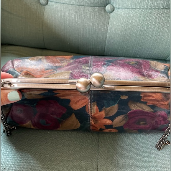 Gorgeous floral Mia kiss-lock clutch crossbody bag - Picture 4 of 8